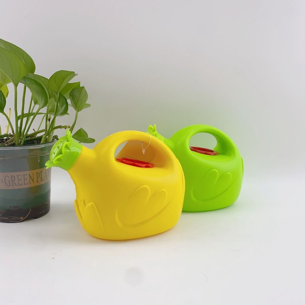 Portable Plastic Watering Can  - đánh giá và giá Gardening Tools Kids